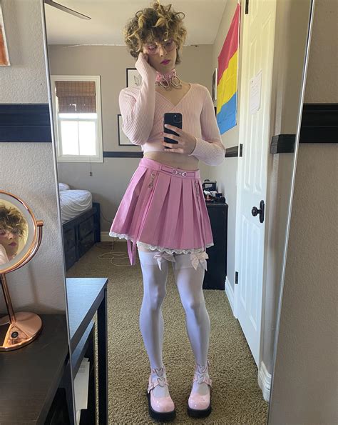 sissy femboy|Femboys